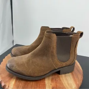 UGG Australia Bonham Winter Chelsea Boots 9 brown suede leather 1095150 - Picture 1 of 8