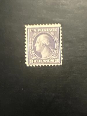 US Washington Stamp Scott #541 Mint Light Hinge - Image 1 of 2
