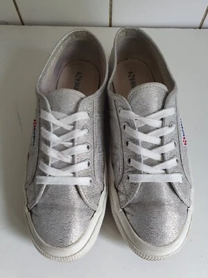ZAPATOS DEPORTIVOS SUPERGA COTU UK 5 EU 38 PARA MUJER PLATEADOS BLANCOS CON CORDONES PLANOS Foto 1 de 4
