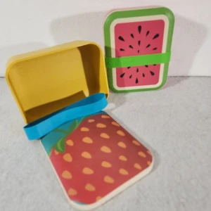 Bento Box 2pz Coperchio Anguria Coperchio Fragola di Sunnylife Lunchbox  - Foto 1 di 8