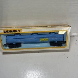 Bachmann HO #1272 62' 3-Dome Tank Car - Packerland Packing - Picture 1 of 8