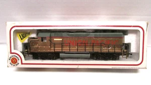 Locomotora diésel Bachmann escala HO DORADA Union Pacific EMD GP40 iluminada - Imagen 1 de 12
