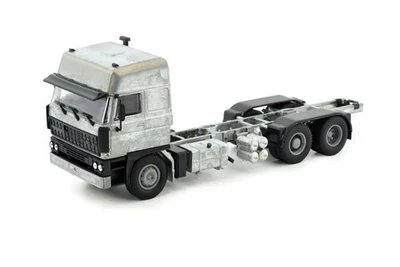 Tekno | 85740 DAF 3300 Space Cab 6x2 Rigid Chassis Kit 1:50 Scale - Image 1 of 2