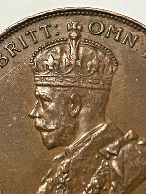 👀AUSTRALIAN 1935 PENNY COIN HIGH GRADE 8 PEARLS SCARCE THUS 👀 - Image 1 of 3