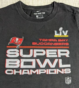 Tampa Bay Buccaneers Youth T Shirt Superbowl LV 54 Champions 2021 Sz L Nike Boys - Picture 1 of 14