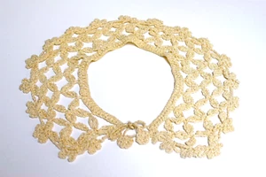 Antiguo cuello de vestido vintage de ganchillo arrugado marfil con lazo frontal - Imagen 1 de 4