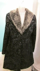 Women's LE CHATEAU Black Coat Button Size M - Picture 1 of 7