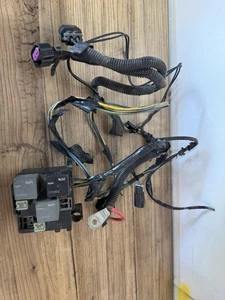 03-07 GM Truck SUV Engine Cooling Fan Electrical Fuse Relay Box Block Harness - Picture 1 of 6