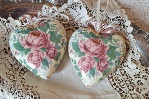 Herz Weihnachtsschmuck Vintage Viktorianisch Rosa Rosen Band Aufhänger 2er Set - Bild 1 von 3