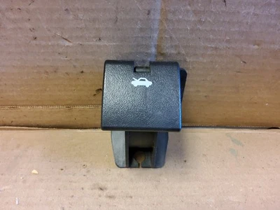 2009-2012 Chevrolet Traverse Hood Release Lever Handle OEM - Image 1 of 4