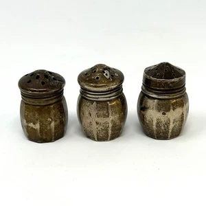 Menge 3 antike Sterling Silber Miniatur Salz & Pfefferstreuer 12,8 Gramm - Bild 1 von 6