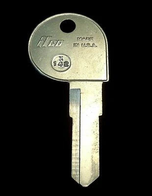 X142 HARLEY DAVIDSON Ignition KEY Blank 1984-93 Electra Wide Glide Dyna Softail - Image 1 of 4