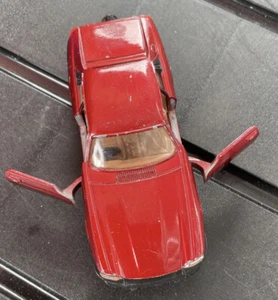 JAGUAR XJS Metallic Red Corgi Made in Britain Opening Doors Chrome Wheels 1:32 - Picture 1 of 6