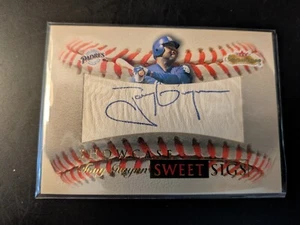 2000 FLEER SHOWCASE SWEET SIGS TONY GWYNN AUTO - Picture 1 of 2