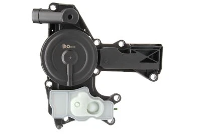 Separador de aceite de motor URO para Audi A4 Quattro 2009-2016 Foto 1 de 4
