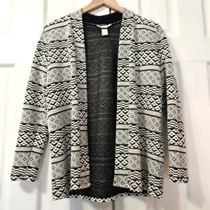 H&M Damen Strickjacke Jacke vorne offen schwarz-weiß Tribal Geometrisches Muster Small - Bild 1 von 7