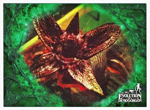 Topps Stranger Things Welcome Upside Down Evolution of Demogorgon Green #EV5 /10