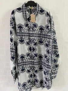 Boden pattern lightweight relaxed holiday longerline shirt size 8 NEW - Picture 1 of 5