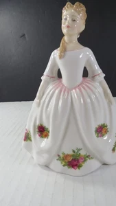 Figurine Royal Doulton Old Country Roses HN 3482 Lady Peggy Davis 1992 - Photo 1/7