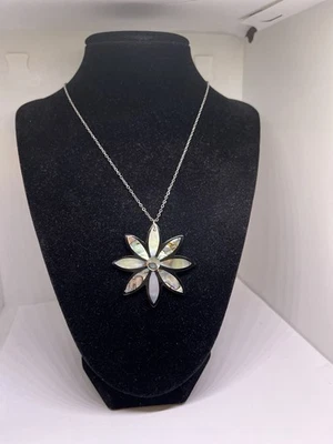 necklace flower shape abalone look black back silver tone stainless steel chain - Image 1 of 4