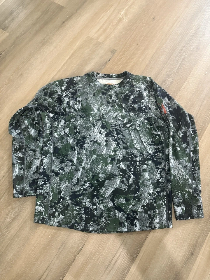 Sitka Gear Lightweight Camo Crew Optifade Long Sleeve Men’s Size L - Image 1 of 4