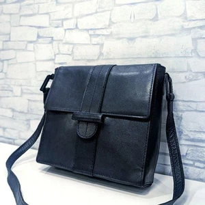 Yves Saint Laurent Schultertasche Navy Vollleder Vintage 7,5 x 7,5 x 2 inch - Bild 1 von 12