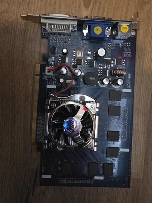 Nvidia GeForce 7300 GT - Image 1 of 4