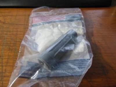 Bota bobina Motorcraft WR-6154, para algunas aplicaciones Ford F-150 15-17 5,0 L. Foto 1 de 2