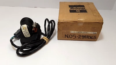 Escáner atenuador automático de faros Chrysler & Imperial 1969-1975 NOS 2947065. Foto 1 de 4