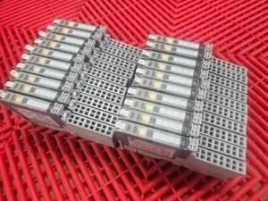 2022 Allen-Bradley 1734-OE4C Analog Output Module 4 Channel w/ 1734-RTBS - Picture 1 of 8