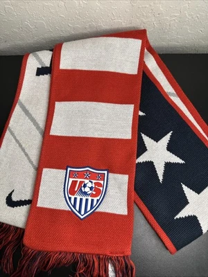 Nike Equipo Olímpico EE. UU. Fútbol Adulto OS Bufanda Tejida Gruesa Roja Blanca Azul Patriótica Foto 1 de 4
