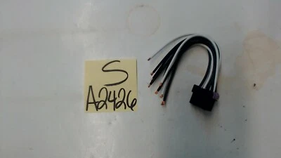 BWD PT5752 Headlight Connector - Image 1 of 2