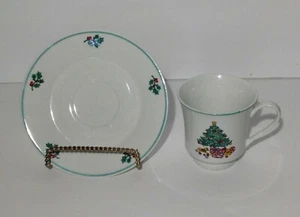 GIBSON Everyday Christmas Coffee Cup & Saucer Plate (01) - Picture 1 of 3