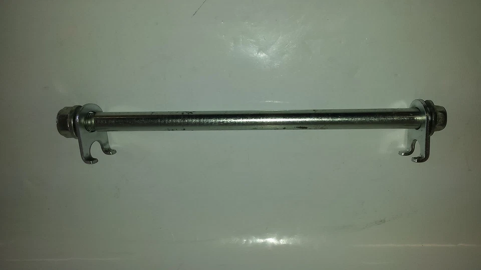 Honda CBR 250R 2012 MC41 RH eje trasero perno OEM 08 09 10 11 Foto 1 de 1