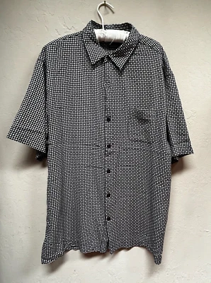 Camisa Neiman Marcus Abotonada Manga Corta Estampado Geométrico Mezcla Seda XXL Negra Foto 1 de 4