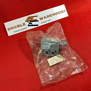 Nuevo de Lote Antiguo para Interruptor de Émbolo Universal Giratorio 31-9660 - Imagen 1 de 1