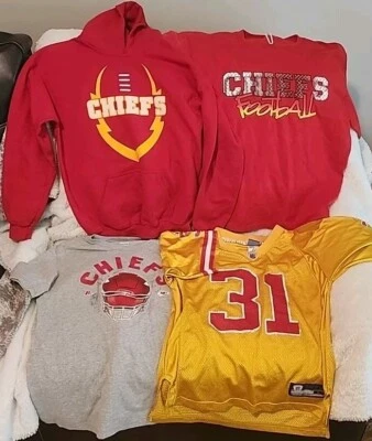 Vintage KC Chiefs YOUTH NFL SHORT SLEEVE T-SHIRT, HOODIE, PRIEST HOLMES JERSEY Foto 1 de 4