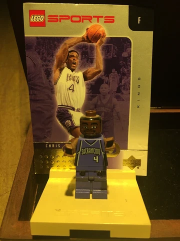 LEGO Basketball NBA CHRIS WEBBER Mini Fig w/ Stand & Gold Card. Sacramento Kings Cover