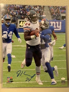 Jordan Howard Signed Chicago Bears 16x20 Photo JSA - Picture 1 of 6