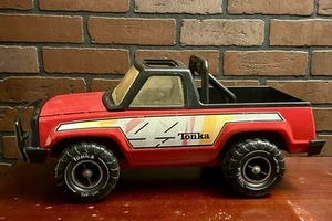 Camión Tonka 1979 rojo 4x4 acero prensado con ruedas extraíbles - Imagen 1 de 14