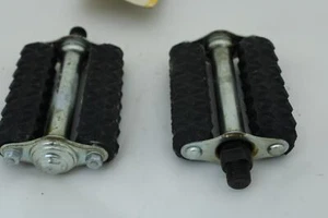 VINTAGE ANTIQUE BIKE BICYCLE CHAIR PEDALS 9/16 THREADS MADE IN JAPAN NIB Cruiser - Picture 1 of 15