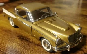Danbury Mint 1957 Studebaker Golden Hawk 1:24 Diecast Auto - Bild 1 von 20