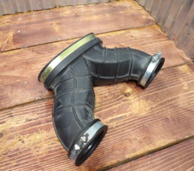 12 Triumph Thunderbird 1600 AIR BOX THROTTLE BODY RUBBER BOOT DUCT 2208453 - Image 1 of 2