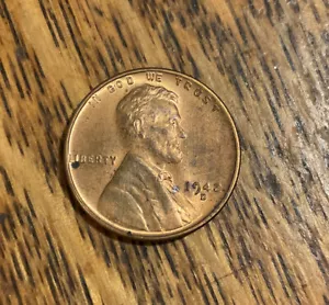 1942-D RD Lincoln Cent UNC - Free Shipping - Picture 1 of 2