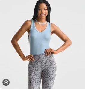 Cabi neu neu mit Etikett Busy Tank #6351 lt blau XXS - XL war 64 $ - Bild 1 von 2