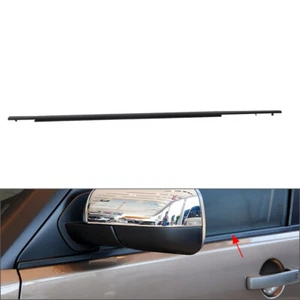 left Front Door Belt Weather Strip LR044650 For Land Rover Discovery 3 4 - Picture 1 of 11
