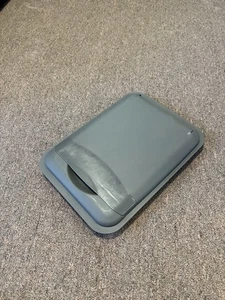 Rev-A-Shelf Polymer Ersatzdeckel für 50 Quart Abfallbehälter RV-50-DECKEL grau - Bild 1 von 5