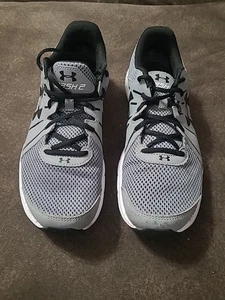 Under Armour Dash 2 Damen-Sportschuhe grau & schwarz & weiß Größe 10 - Bild 1 von 10