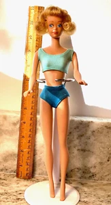 Vintage 1963 erste Midge Barbie Puppe mit Zähnen im Original Badeanzug - Bild 1 von 12