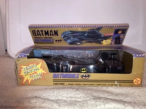 Rare BATMAN Remote Control BATMOBILE #4431 w/ Turbine Light 1989 Toy Biz NIB - Picture 1 of 7